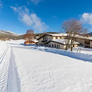 Logis Le Vernay Hotel